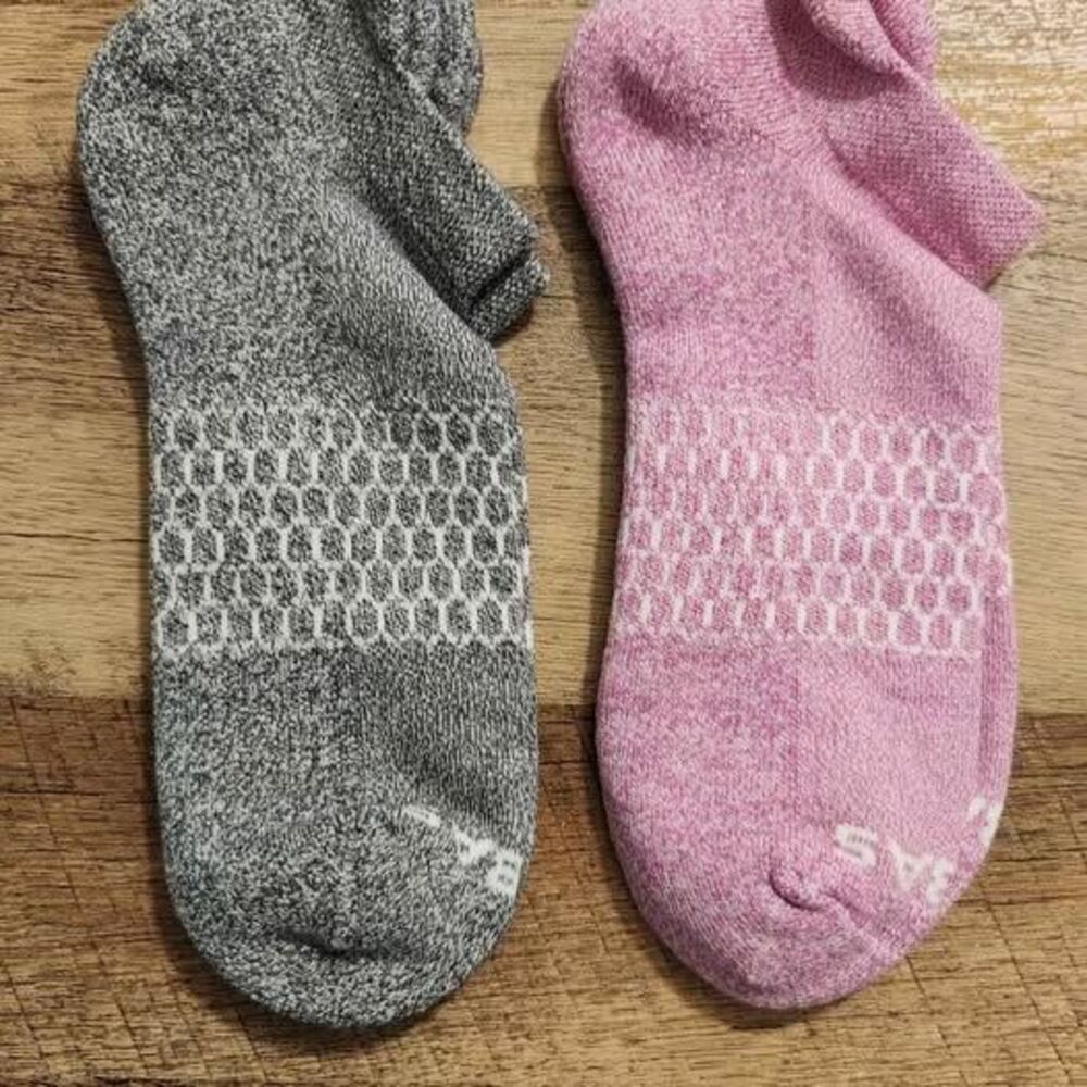 Bombas 2 Pair NWOT  Large